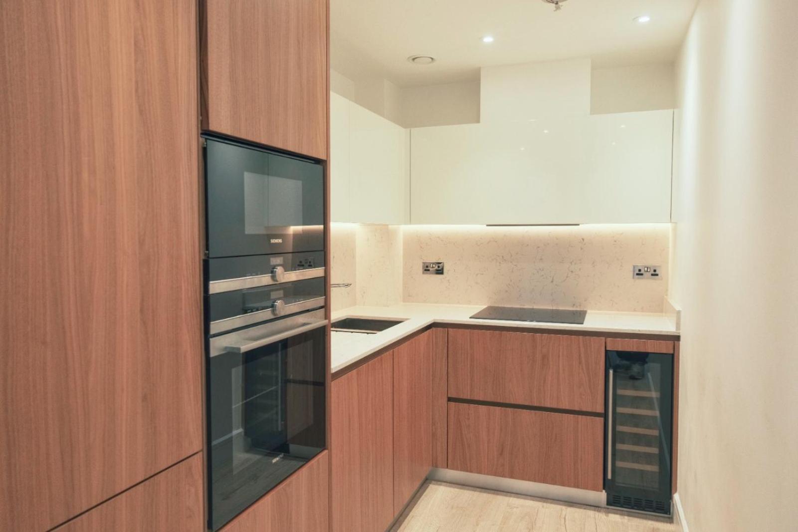 Modern 1br At E1 Near Top Attractions London